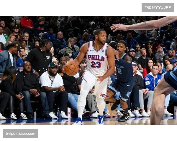 76人送走麦凯恩后后场轮换优化 战胜雷霆延续良好势头